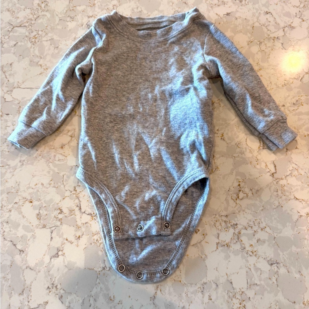 6M Carter’s - Gray Long Sleeve Baby Onesie